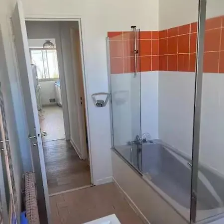 Cozy Avec Garage דירה ביאריץ