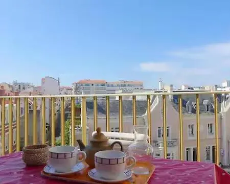 Cozy Avec Garage Apartment Biarritz